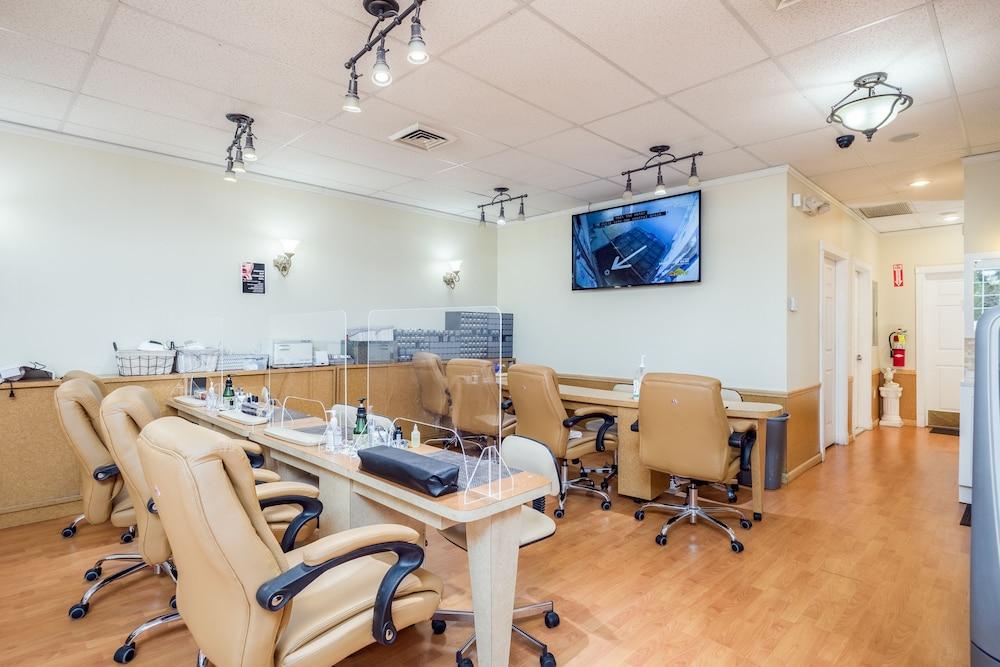 The Farmington Inn And Suites Экстерьер фото