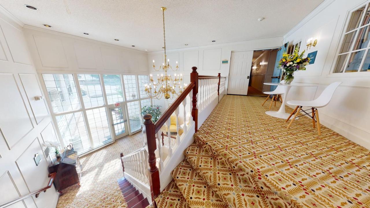 The Farmington Inn And Suites Экстерьер фото